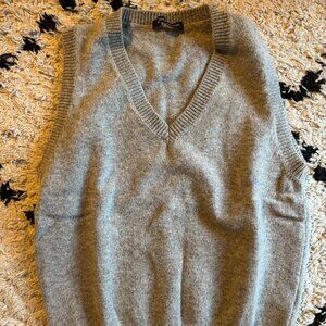 Brandy Melville gray knit top
